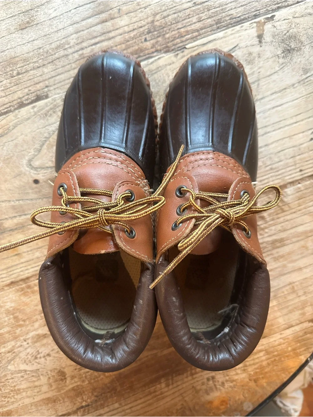 🦆Vintage  Preppy La Crosse Duck shoe size 7